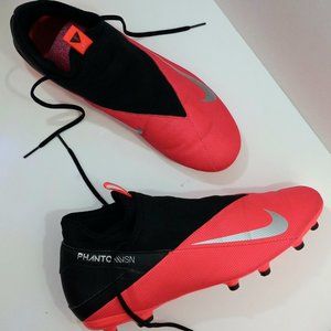 SOLD - Nike - Phantom VSN 2 - Like New - Size US 10.5 - 4159-606 - SOLD